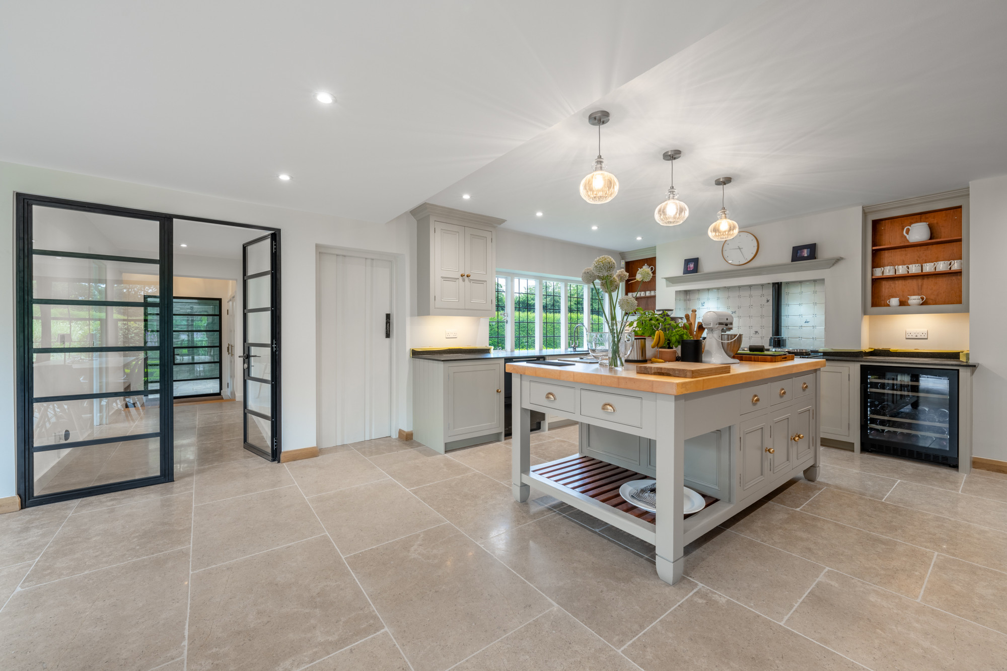 Jewel Bespoke Build project photo